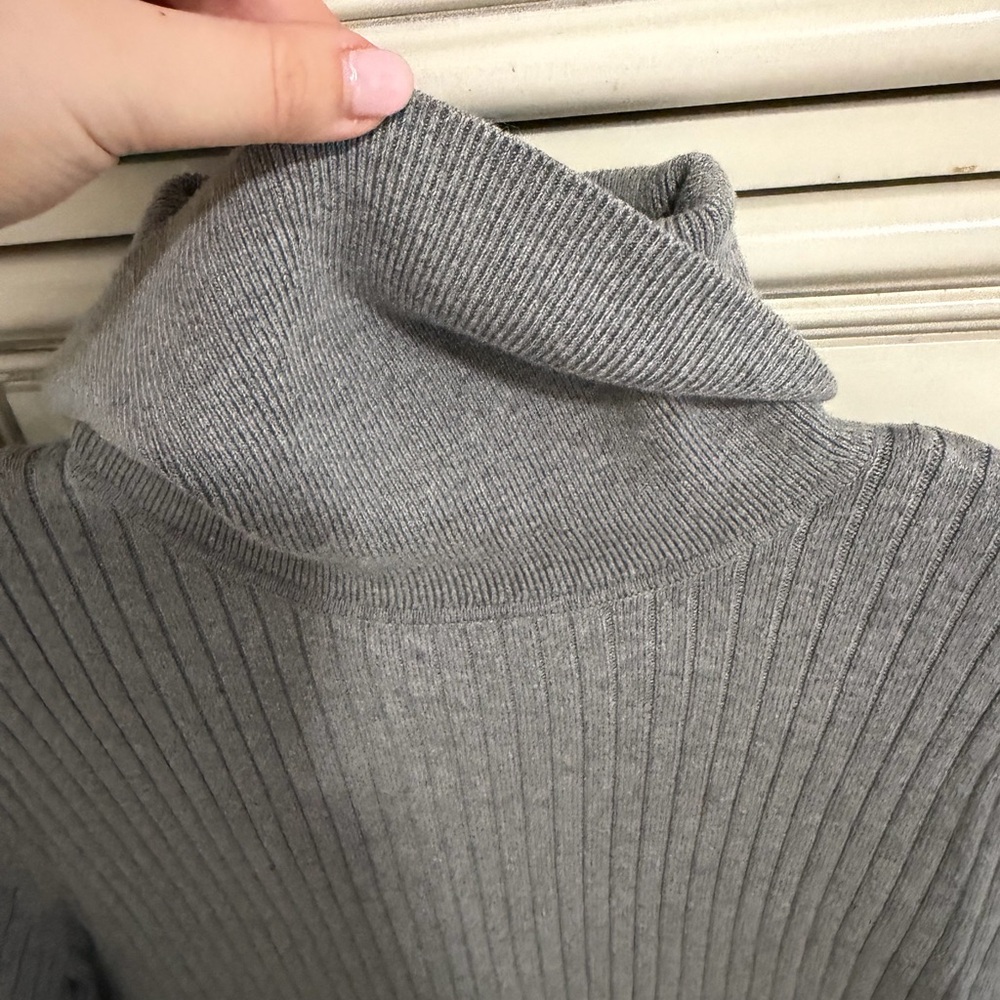 Talbots Ribbed Turtleneck Sweater - Picture 3 of 6